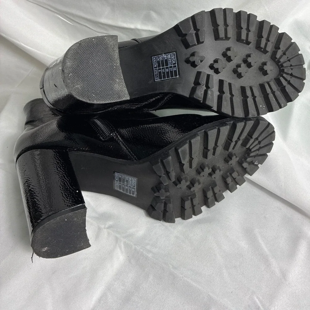 Forever 21 Black Patent‎ Faux Leather Lug Sole Block Heel Ankle Boots Womens 10